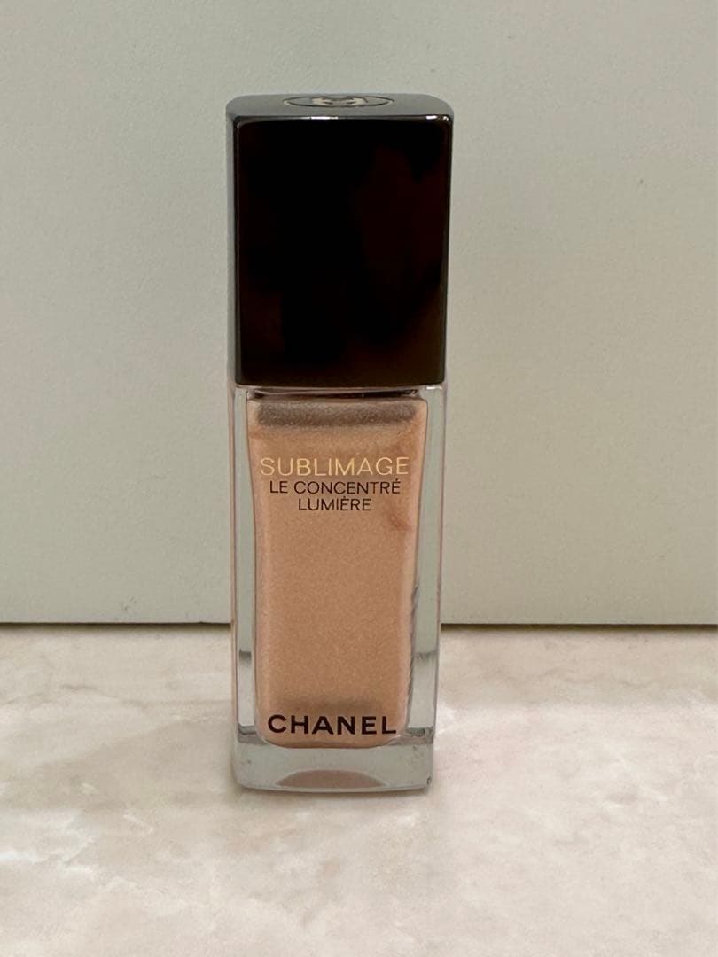 CHANEL サブリマージュ　リキッドハイライター
