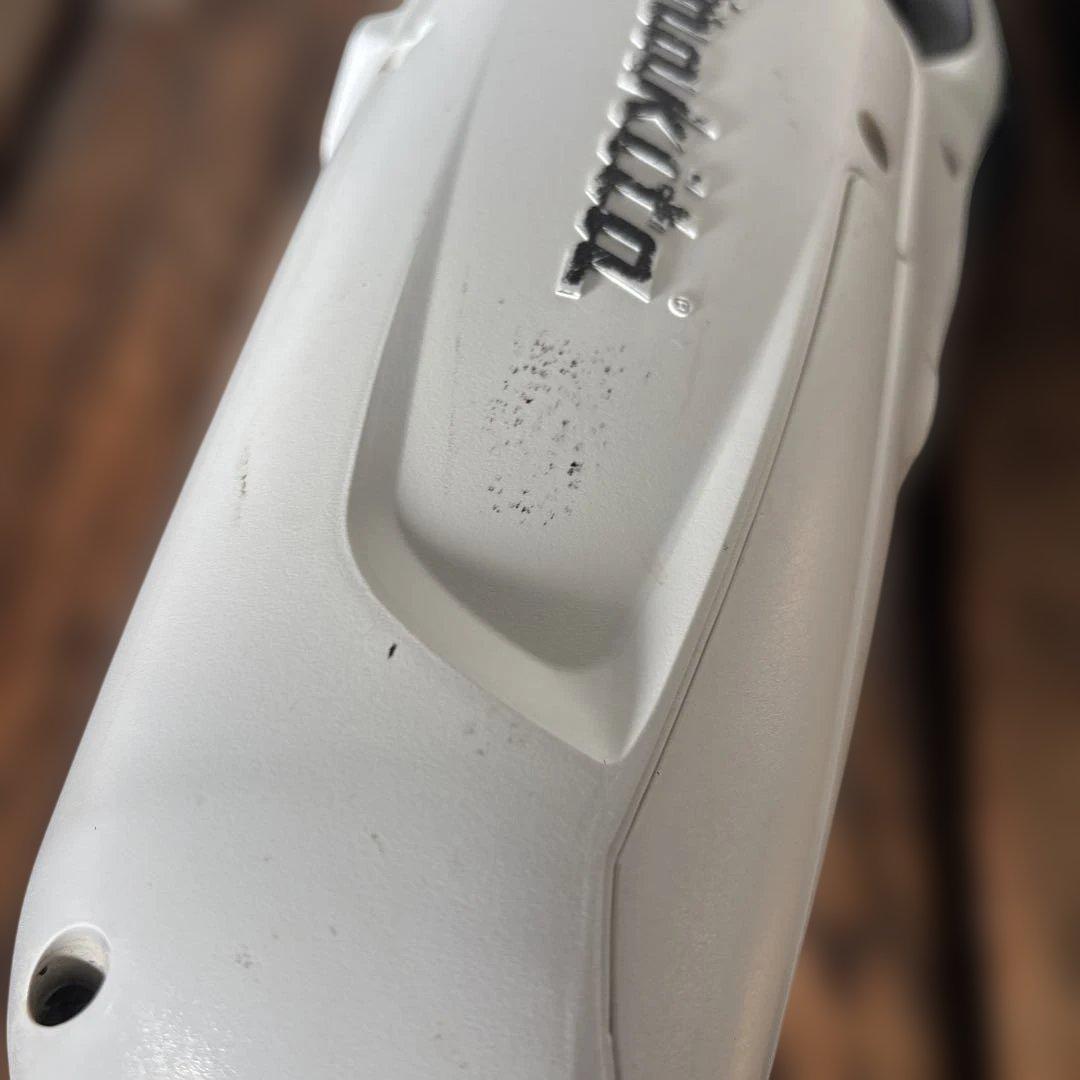 makita 充電式クリーナー CL182FD 18Vバッテリー付 掃除機