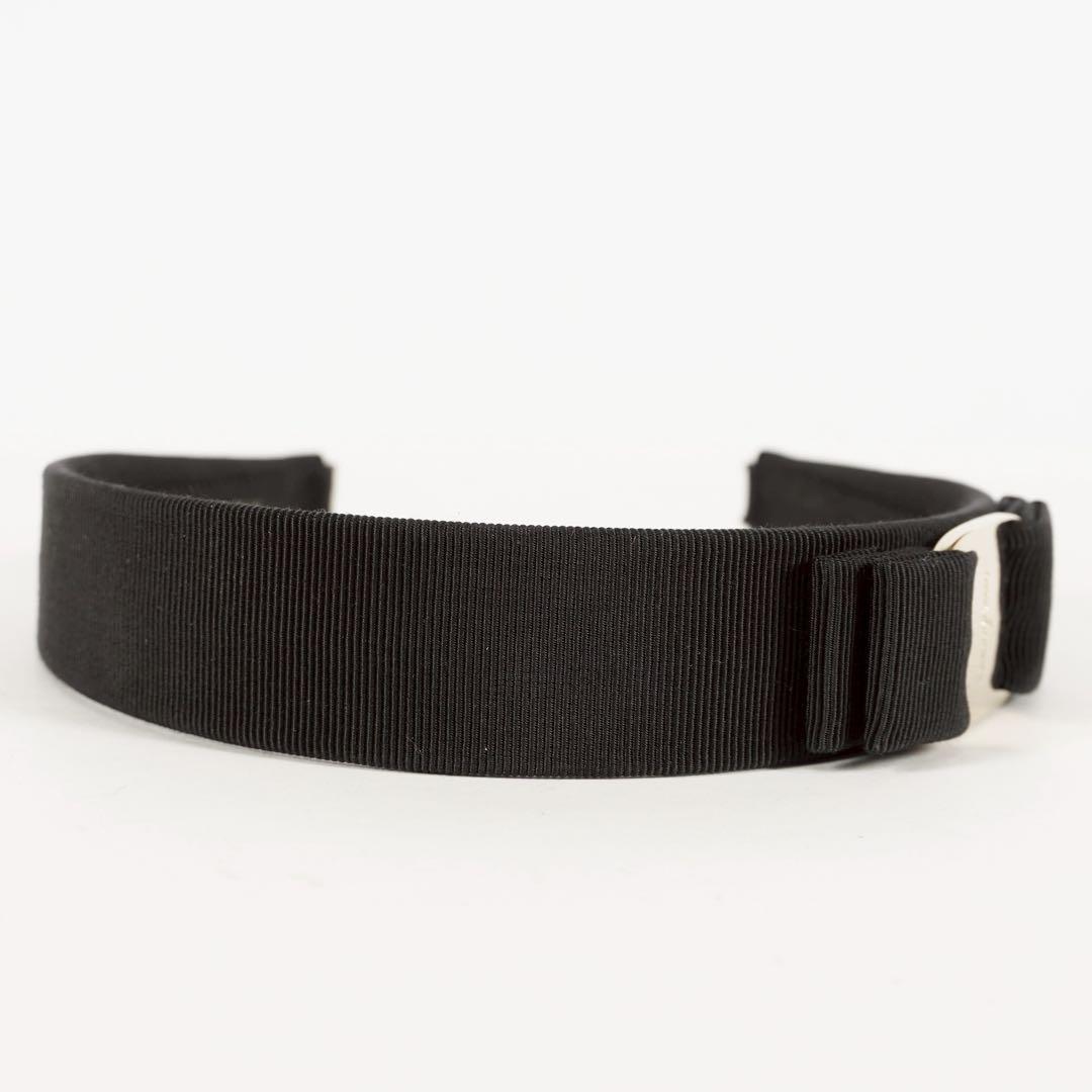 【極美品✨】フェラガモ　ヘアバンド　ヴァラリボン　ブラック　レディース