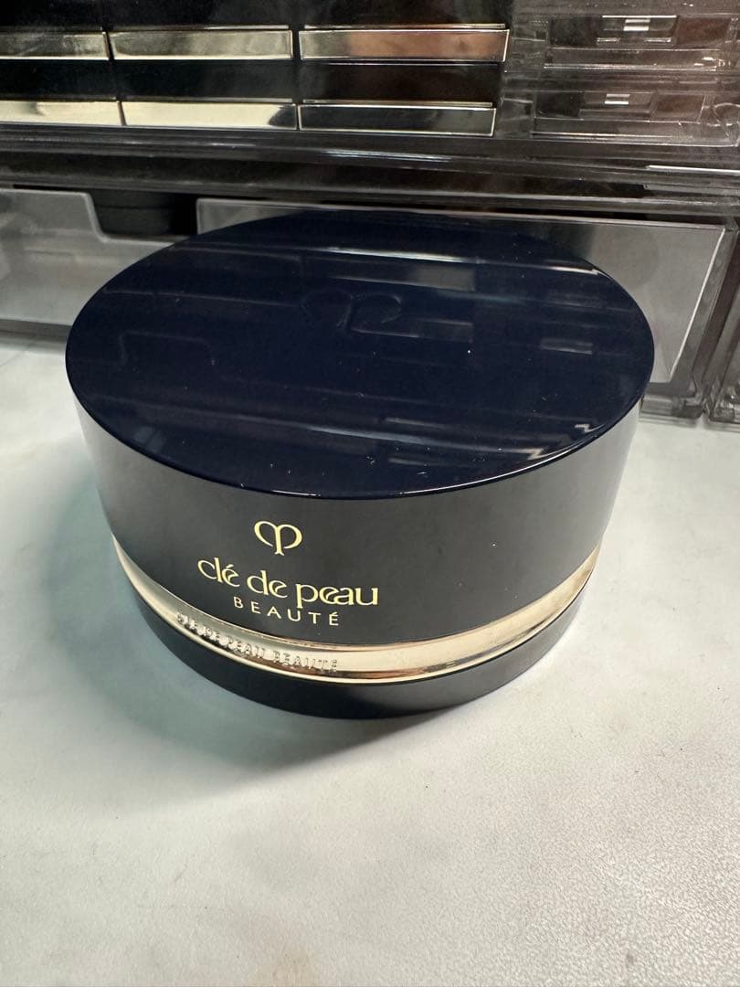 【きな 様】クレドポーボーテ プードルトランスパラントn M 1 ライト