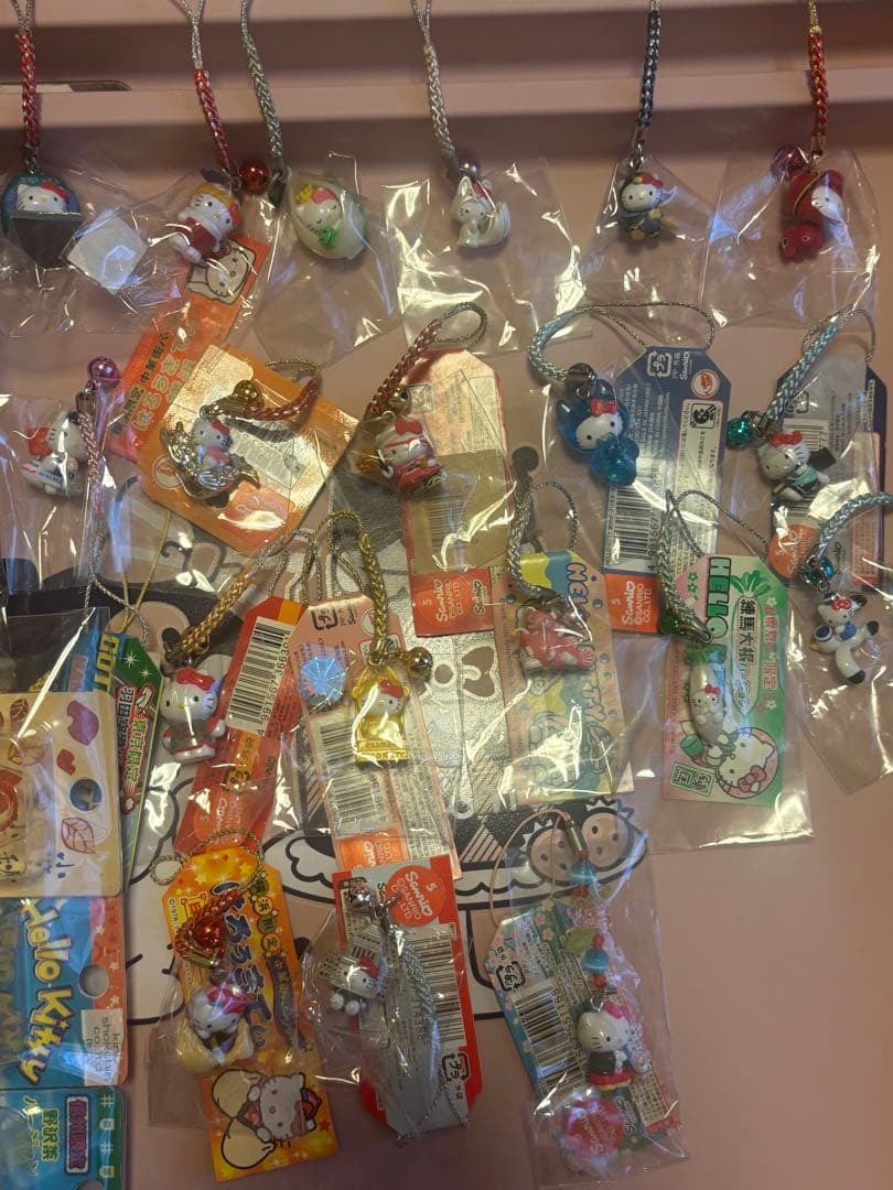 タ*シ様 サンリオ ハローキティ ストラップ ペンセット