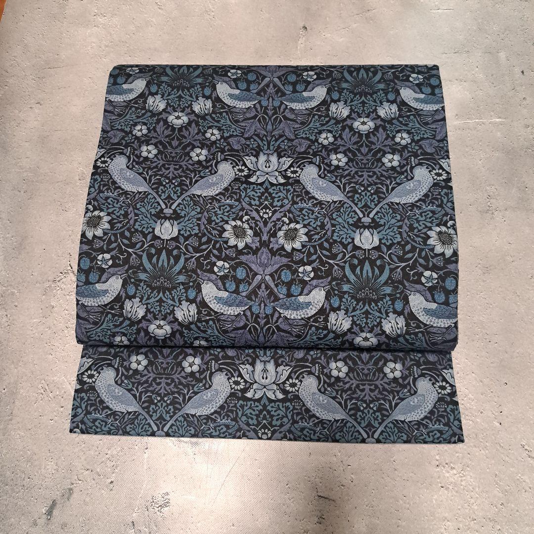 開き名古屋帯 ウィリアムモリス いちご泥棒 インディゴ×アネモネ