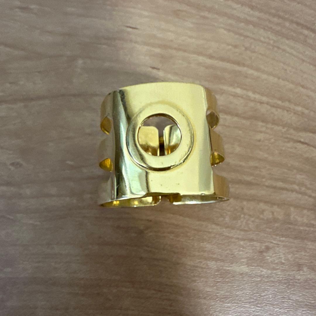 バリトンサックス　ウッドストーン　ラバー用リガチャー