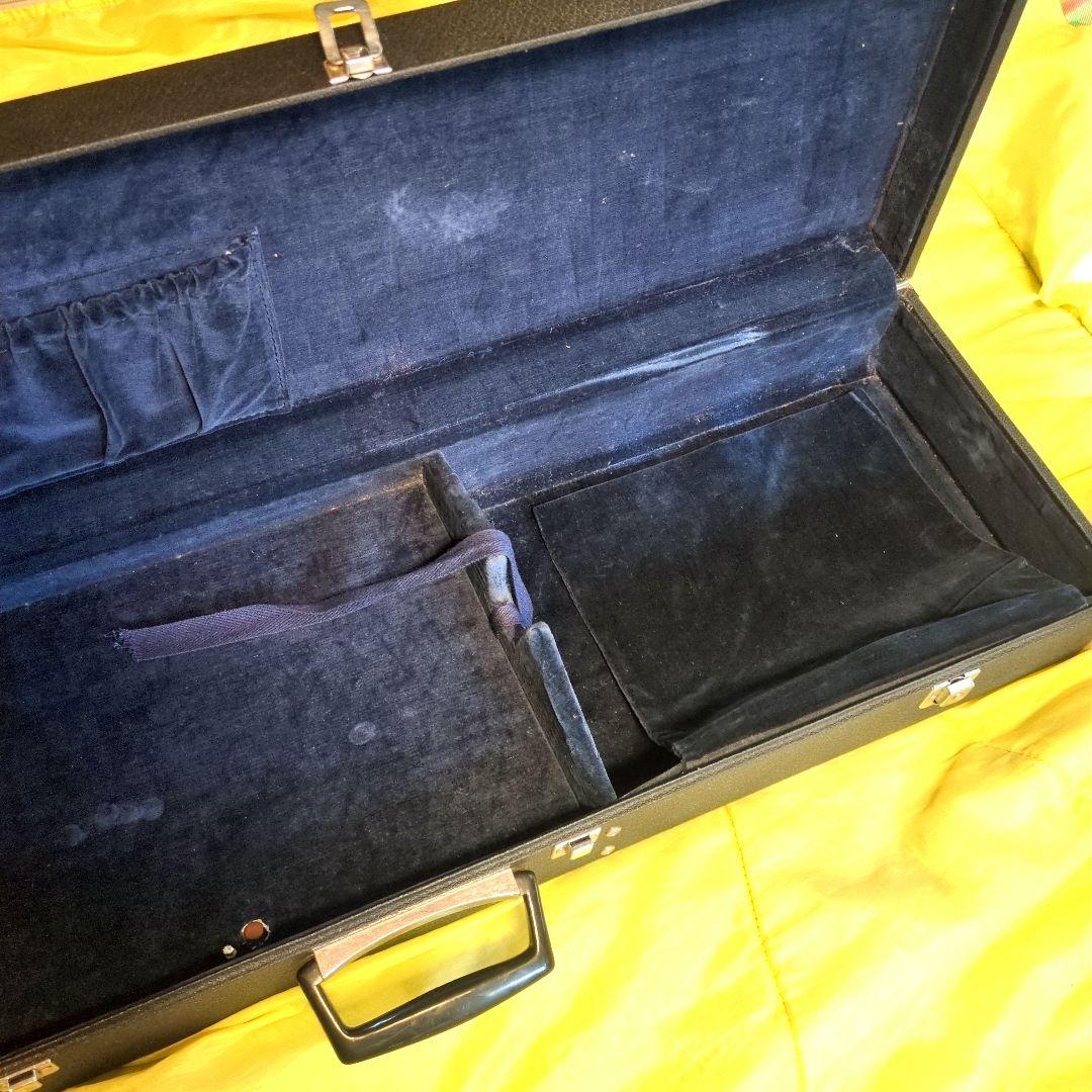 三味線　ハードケース付き　和楽器　破れ無　骨董　民謡　地唄