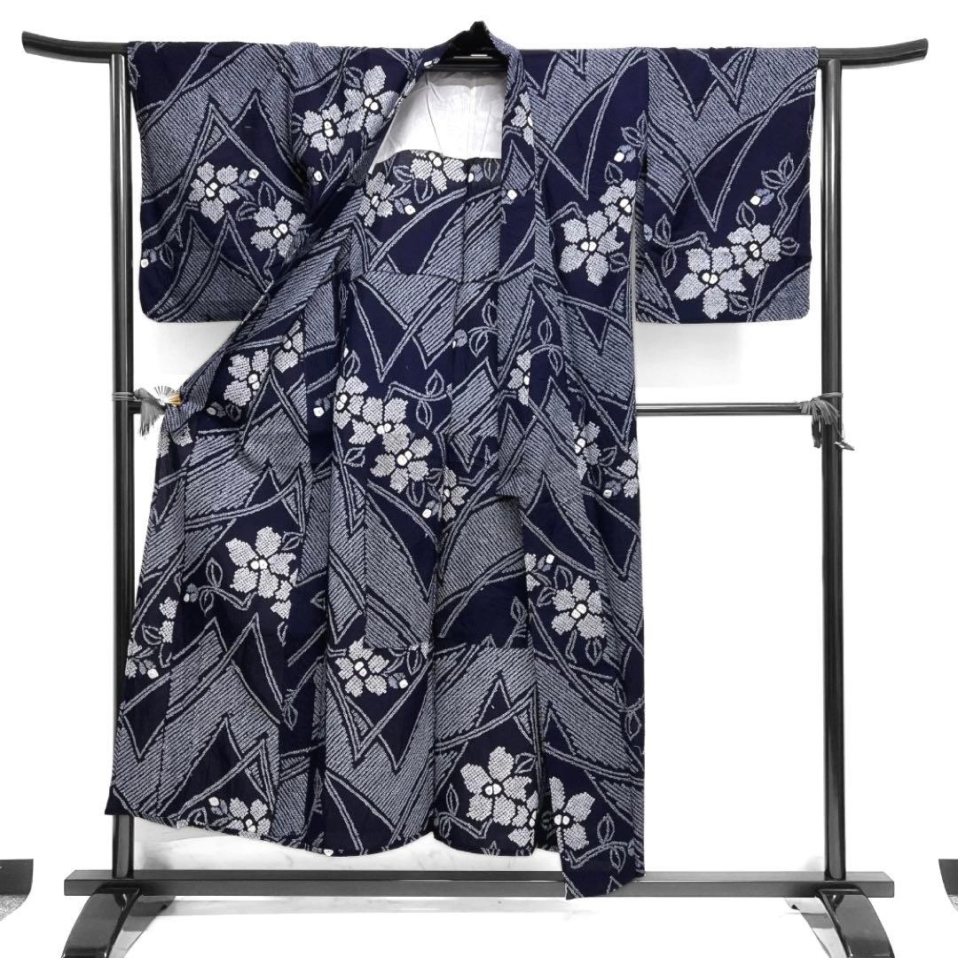 浴衣　有松鳴海絞り　花模様　杉綾紋　ギザギザ　ネイビー　着物　034a d
