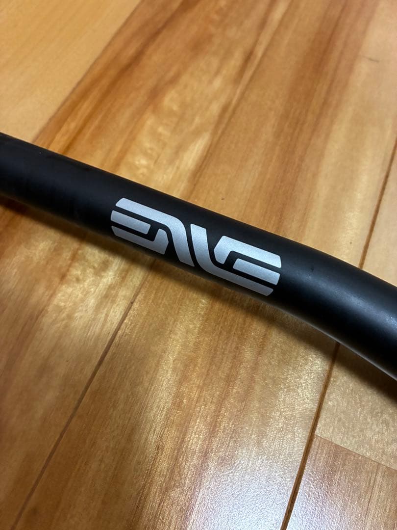 ENVE M7カーボンハンドルバー+ Industrynine A35ステム