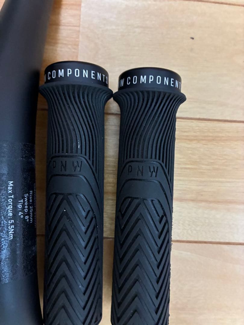 ENVE M7カーボンハンドルバー+ Industrynine A35ステム