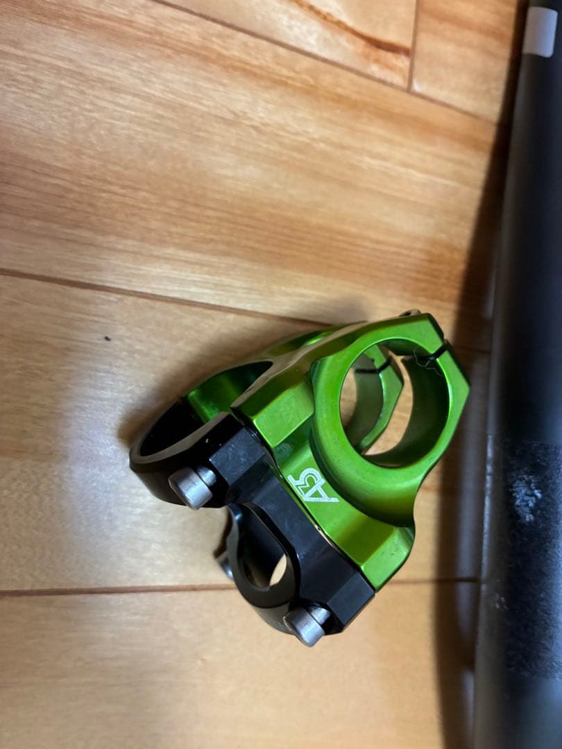 ENVE M7カーボンハンドルバー+ Industrynine A35ステム