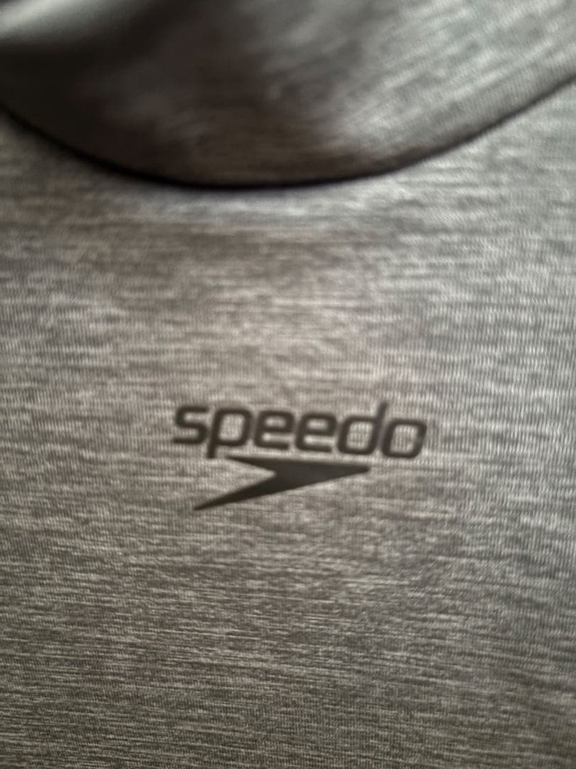 speedo ラッシュガード・ショートパンツ セット