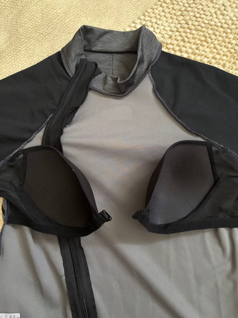 speedo ラッシュガード・ショートパンツ セット