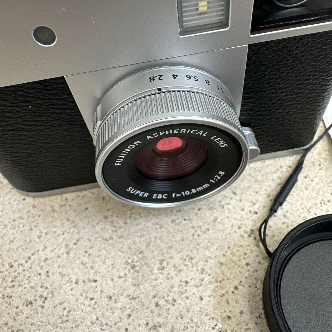 早い者勝ち！FUJIFILM Xhalf コンパクトデジタルカメラ