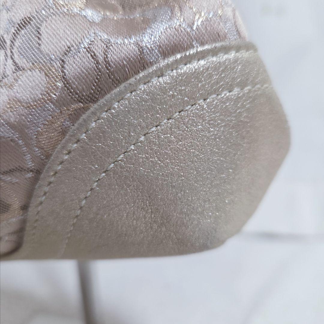 コーチ がま口バッグ シグネチャー ベージュ ゴールド パーティー