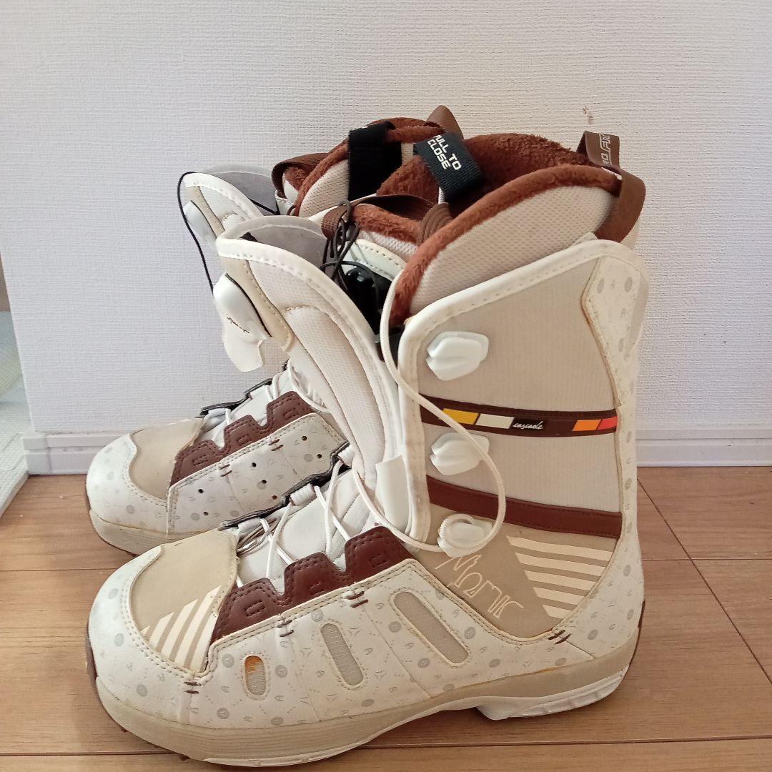 atomicアトミック可愛い 女性用スノーボードブーツ