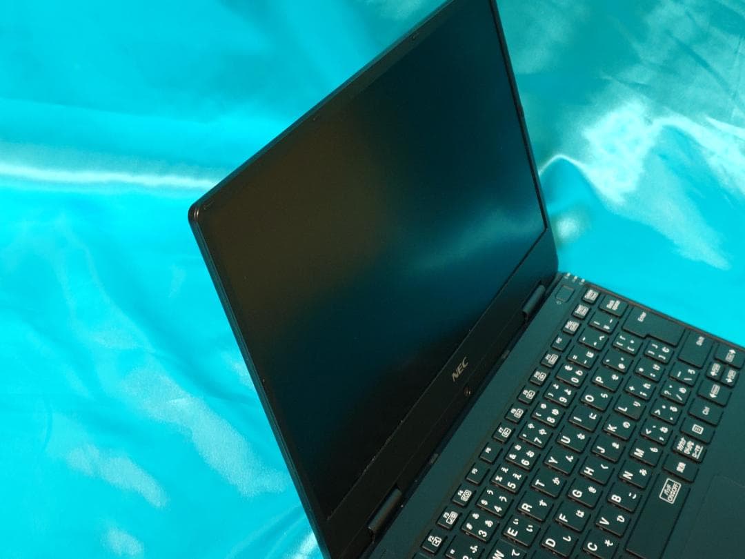 versapro UltraLite 8世代 i5 フルHD 12.5インチ