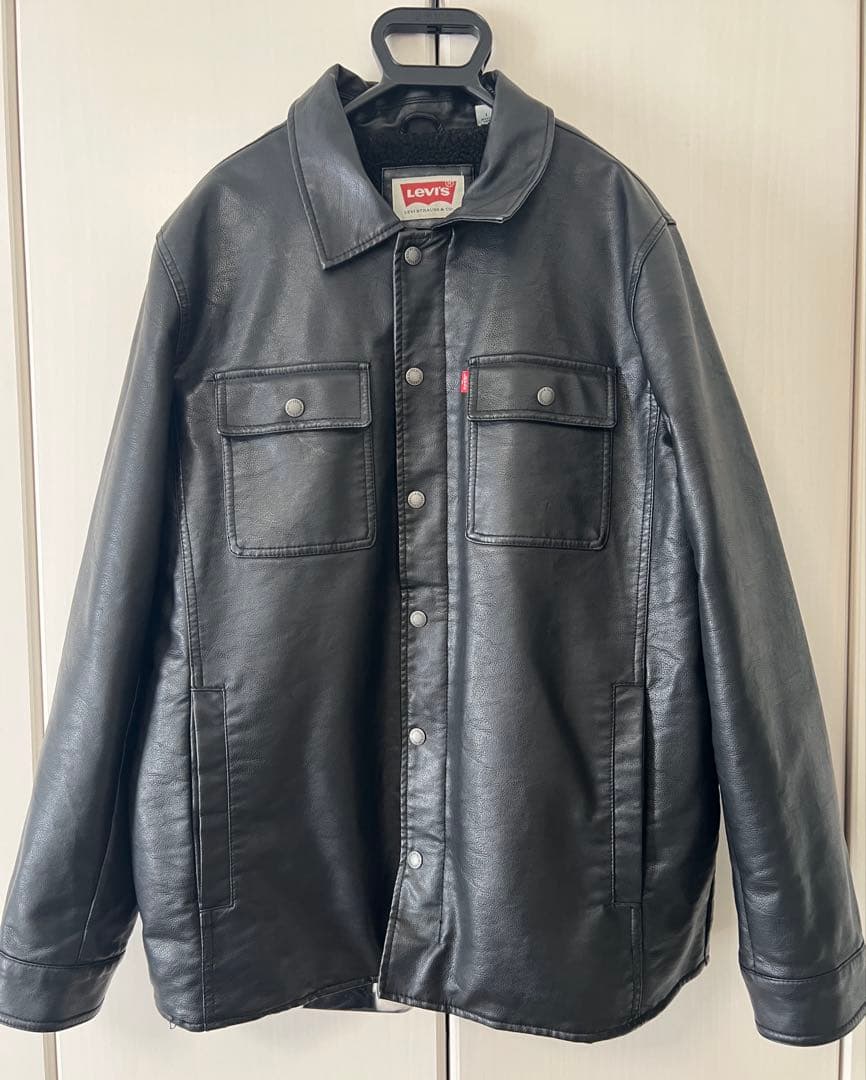 Levi's ブラックフェイクレザー 裏ボア ジャケット