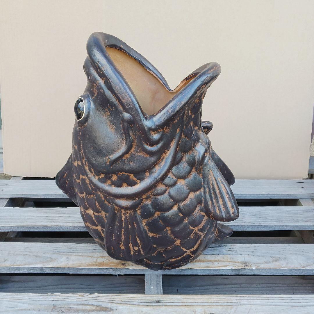 新品 陶器 傘立て 鯉 ブラック アンティーク オブジェ 縁起物 手造りU
