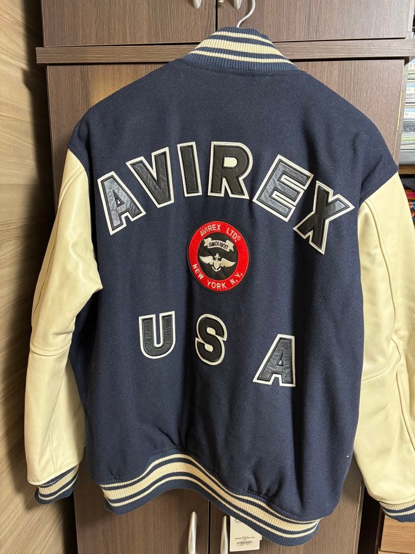新品未使用AVIREX スタジャン ネイビー/ベージュ