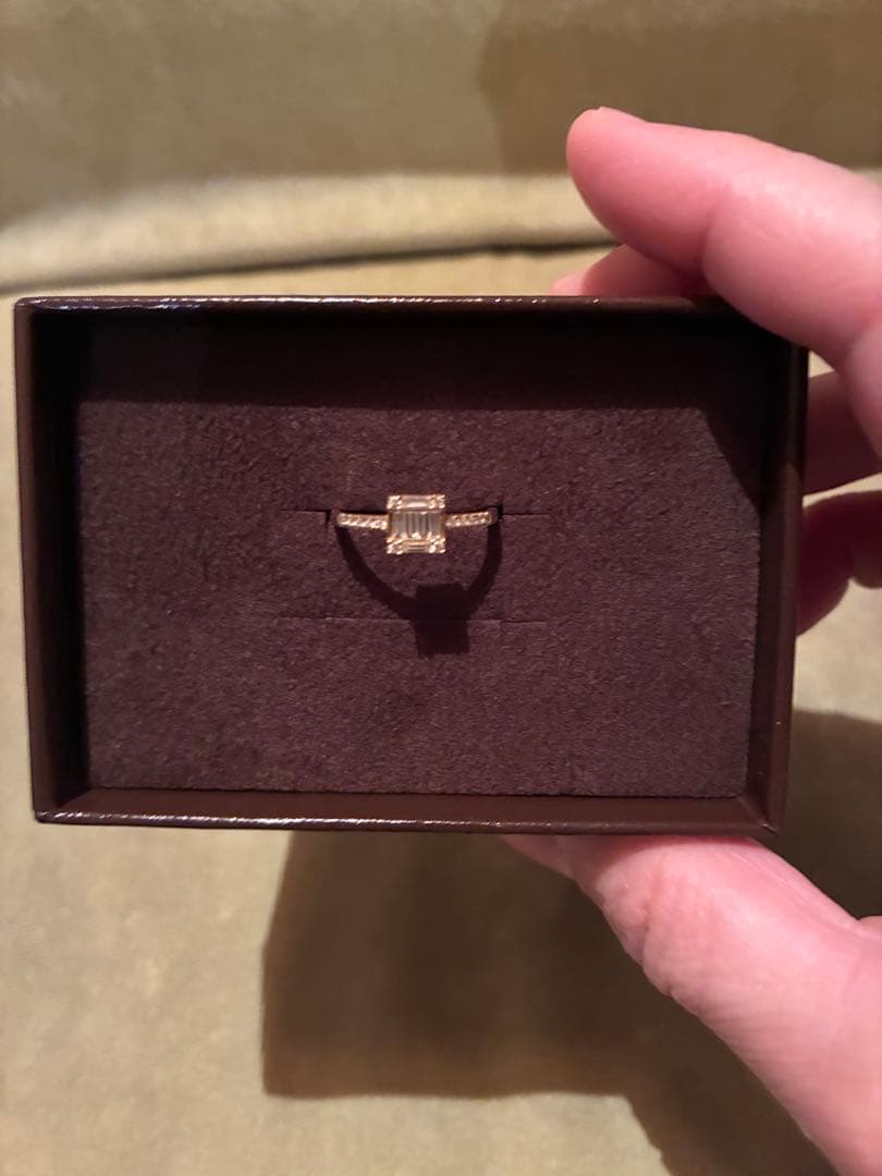 美品】ベルシオラ リング k18 ダイヤモンド0.24カラット 11号 - メルカリ