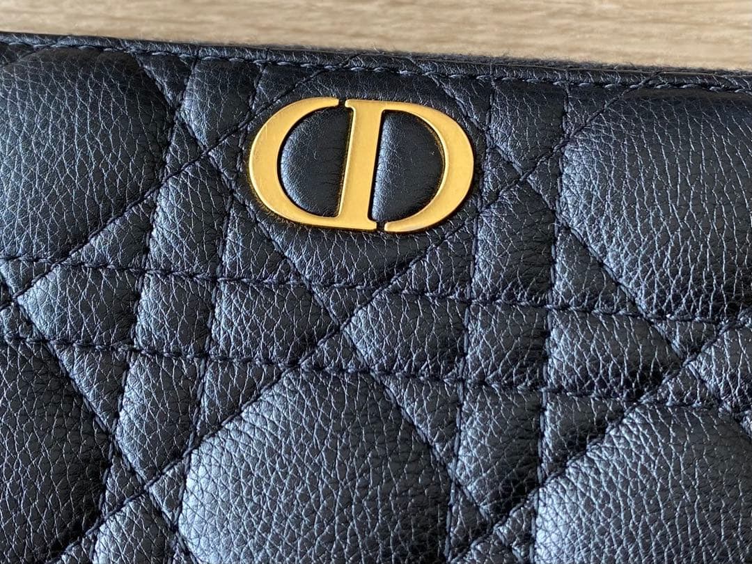 Dior ディオールCaro ロングウォレット