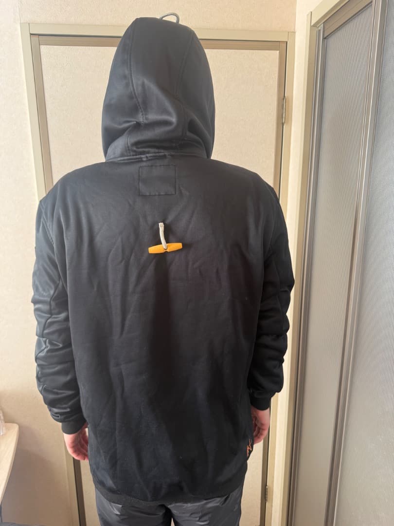 ＜使用1回＞PLANKS パーカー　パークなどでアウターとして着る仕様のパーカー