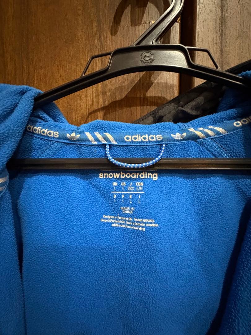 adidas スノーボーディング　スノーボードウェア 2xl