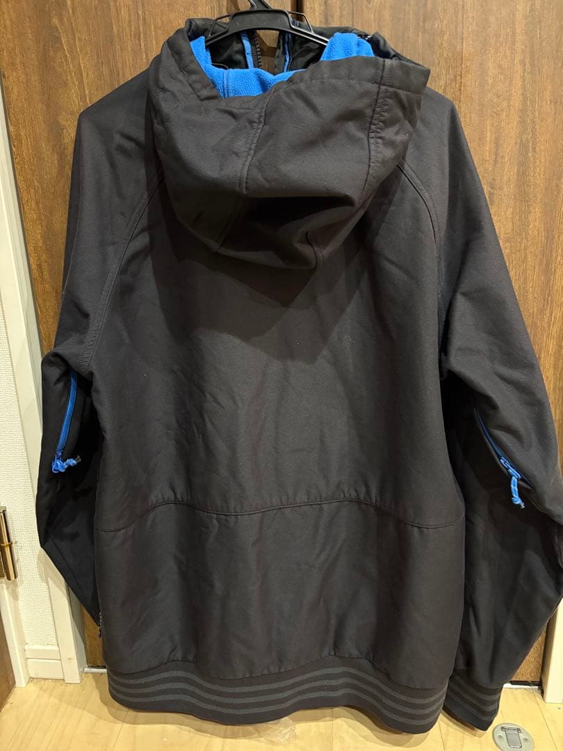 adidas スノーボーディング　スノーボードウェア 2xl