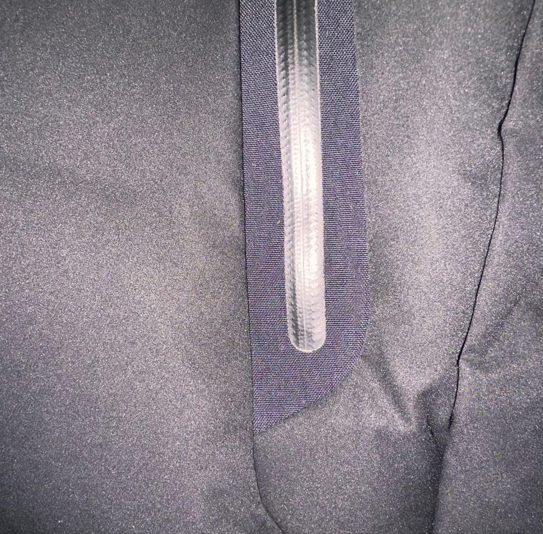 lily422専用 水沢ダウン　マウンテニア　Sサイズ　ブラック