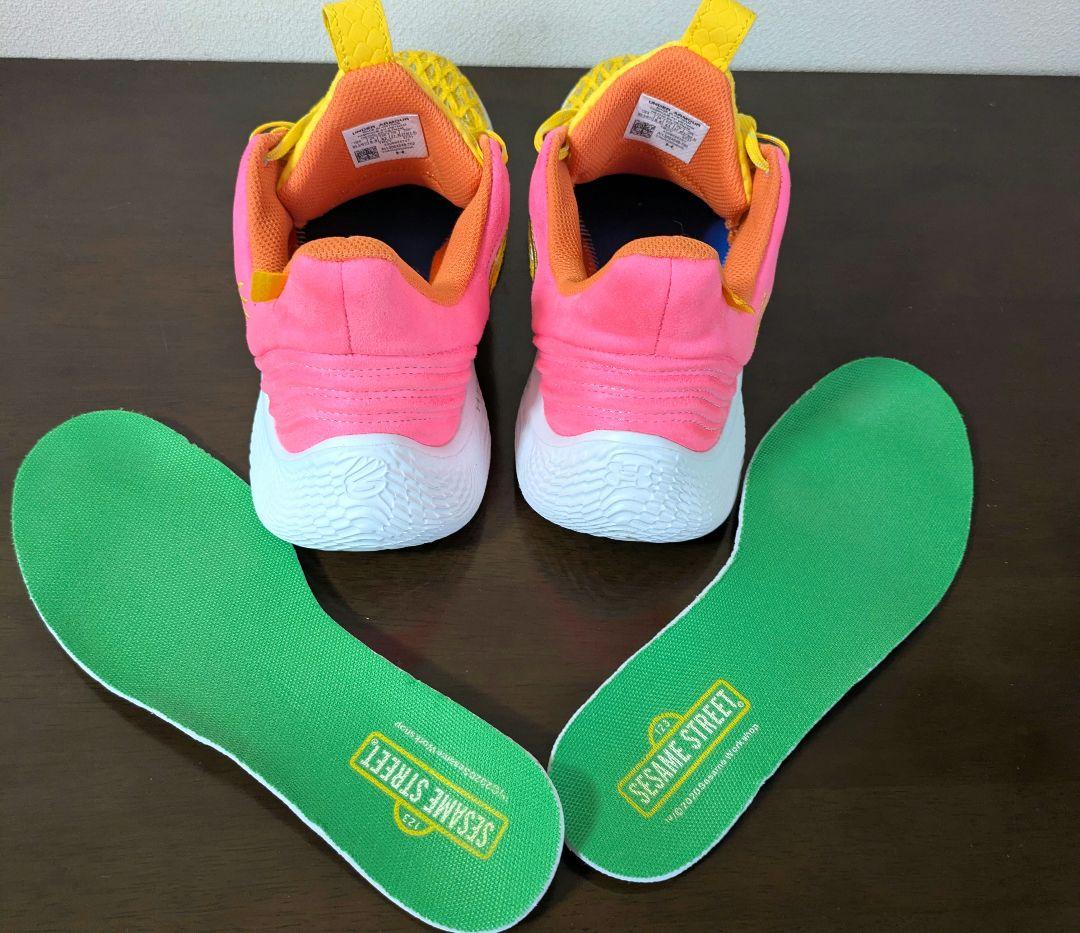 アンダーアーマー　カリー フロー 9 セサミストリート　27.5cm