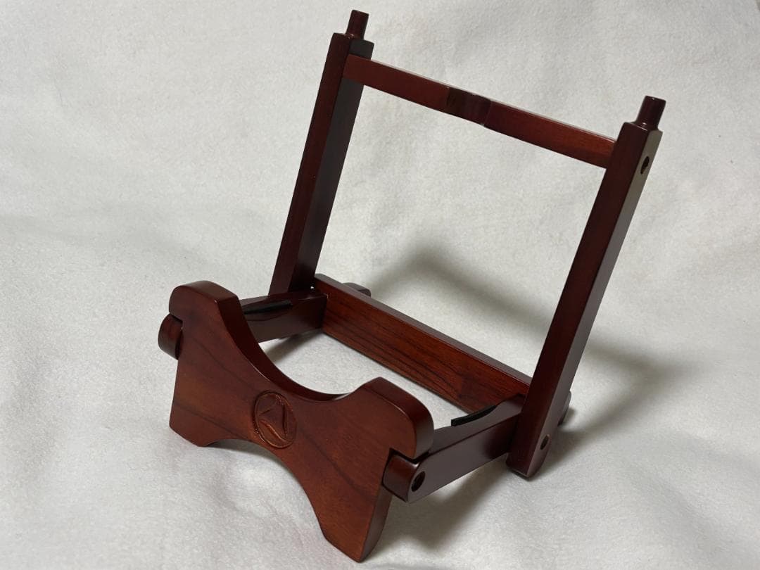 あっこちゃん　沖縄三線用木製折りたたみ式三線立て ブラウン　新品