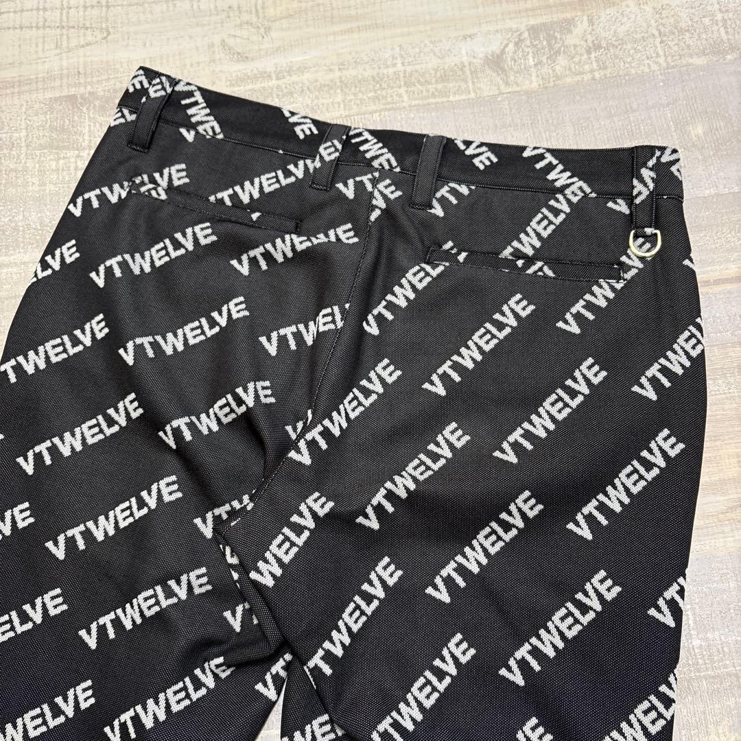 ヴィ・トゥエルヴ★ロゴ総柄★全方向ストレッチ★パンツ 【メンズ サイズL】