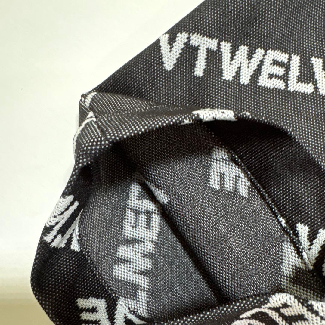 ヴィ・トゥエルヴ★ロゴ総柄★全方向ストレッチ★パンツ 【メンズ サイズL】