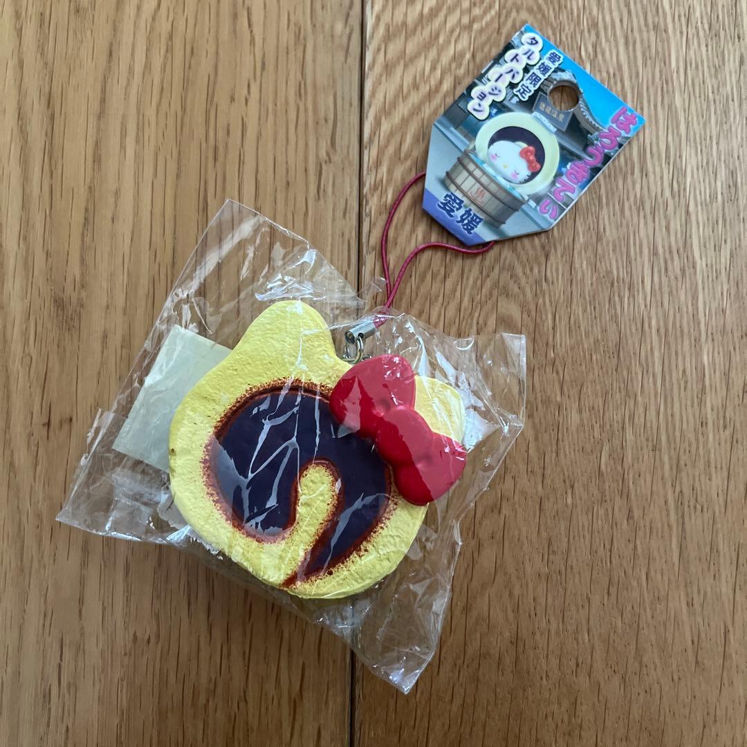 商*m様 愛媛限定 キティーちゃん スクイーズストラップ タルト