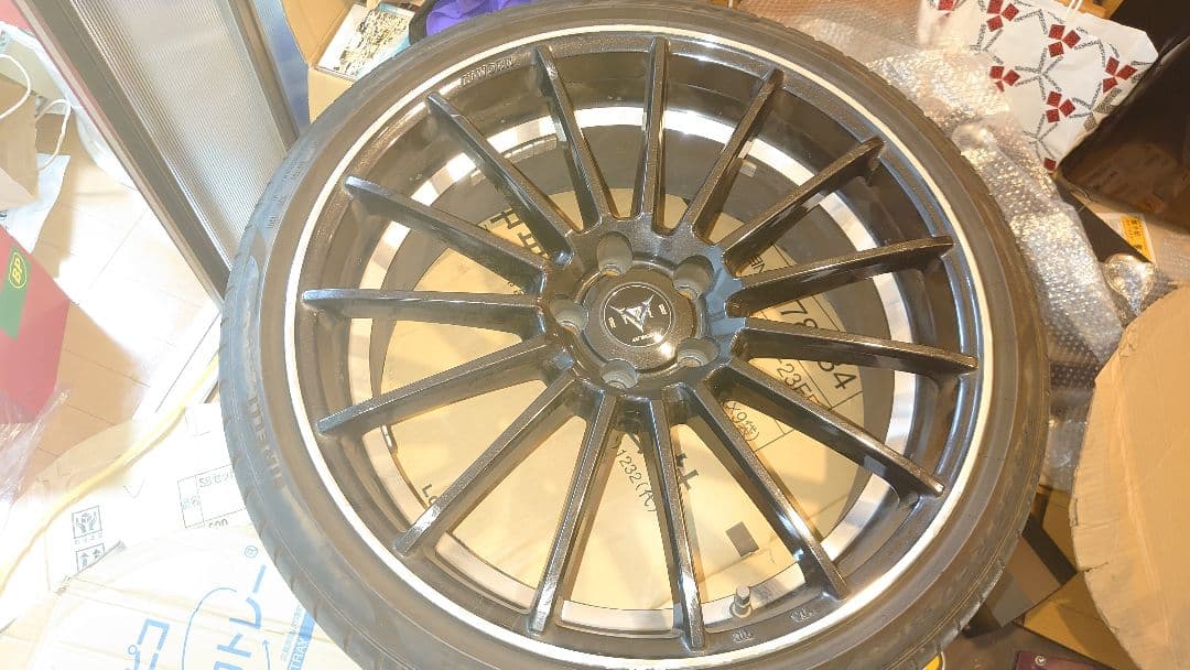 WORK RYVER F015 20インチ 8.5j インセット38 傷あり