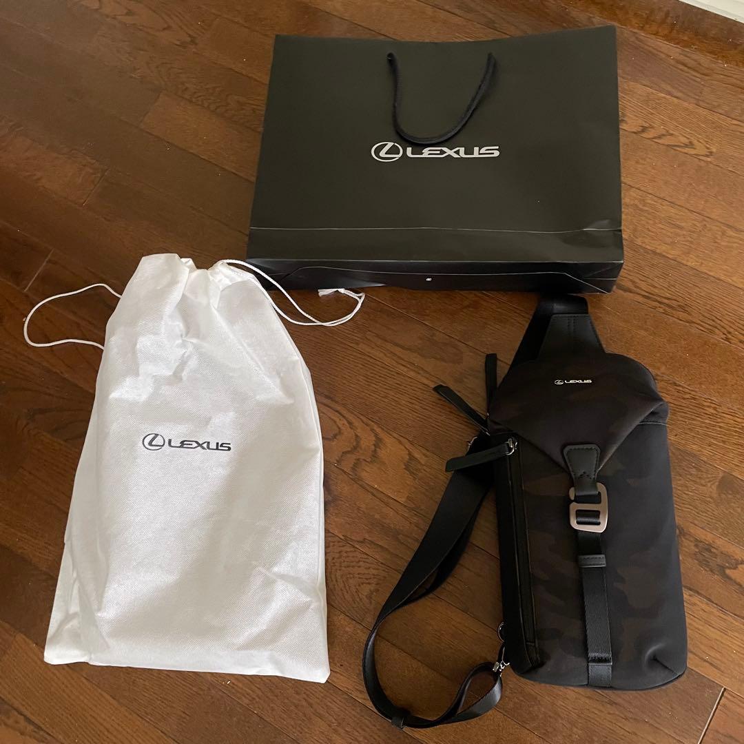 新品未使用レクサス ボディバック （シャドーカモフラージュ）