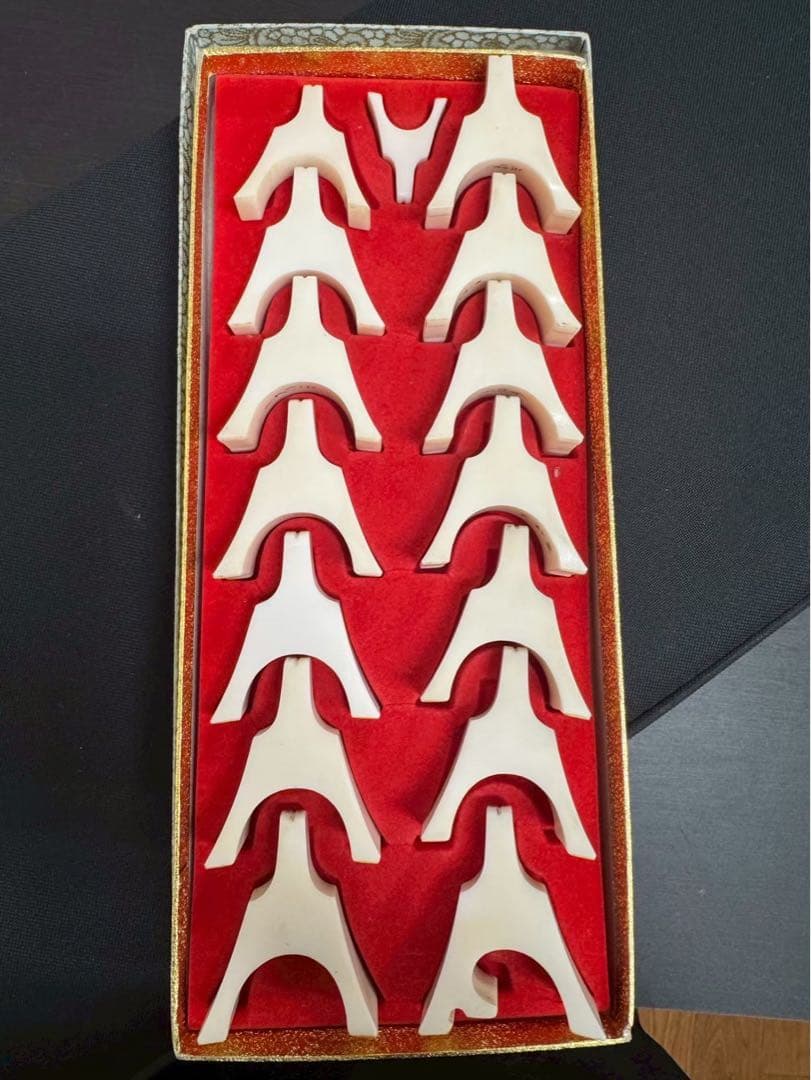 三味線　弦楽器　ハードケース付き　撥