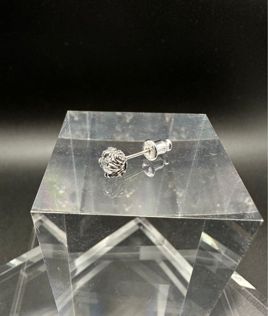【新品未使用】janji tokyo 「Rose」ピアス　Sサイズ　赤西