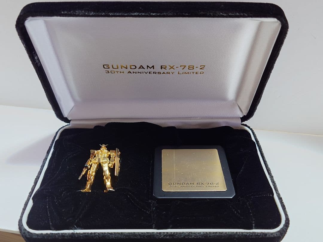 純金メッキ使用　ガンダム　非売品　セブン-イレブンキャンペーン