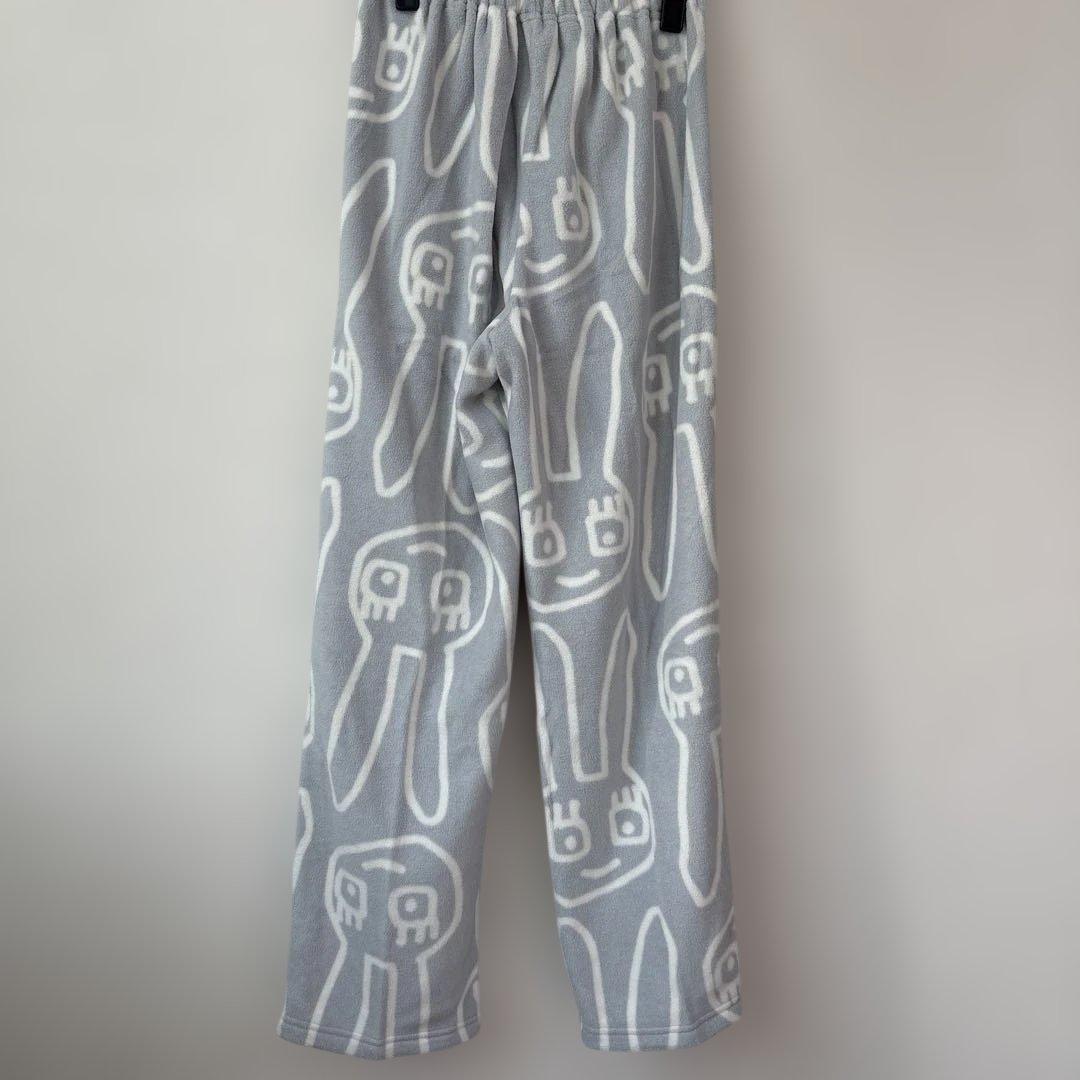 み*ん様 新品未使用　訳あり　マタノアツコ　グレー　うさぎ　フリースパジャマ　M