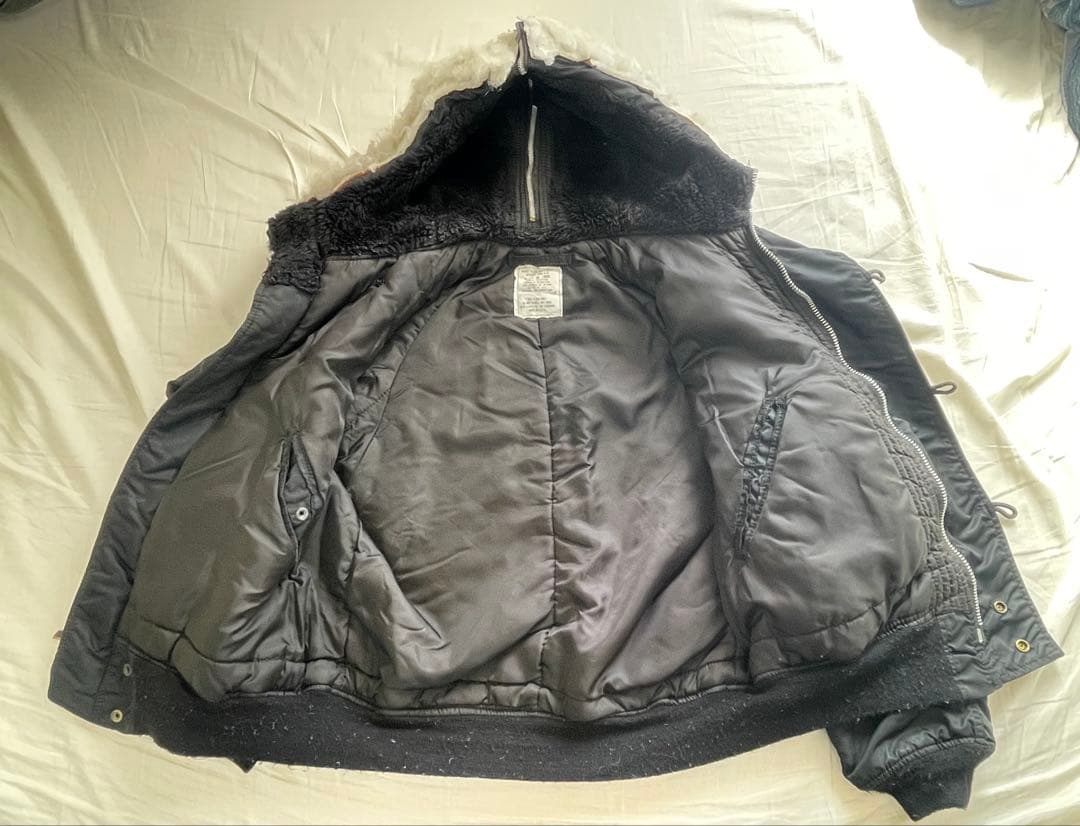 ブラック N-2B フライトジャケット Lサイズ