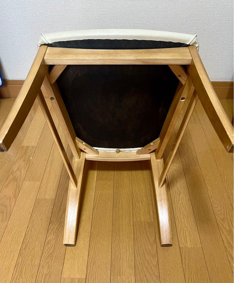 希少　カリモク Direttore ダイニング チェア スタイリッシュモダン