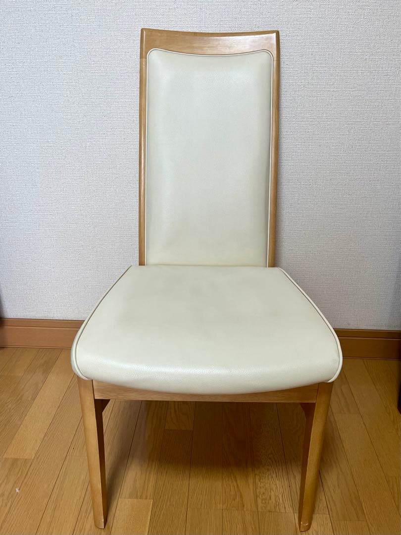 希少　カリモク Direttore ダイニング チェア スタイリッシュモダン