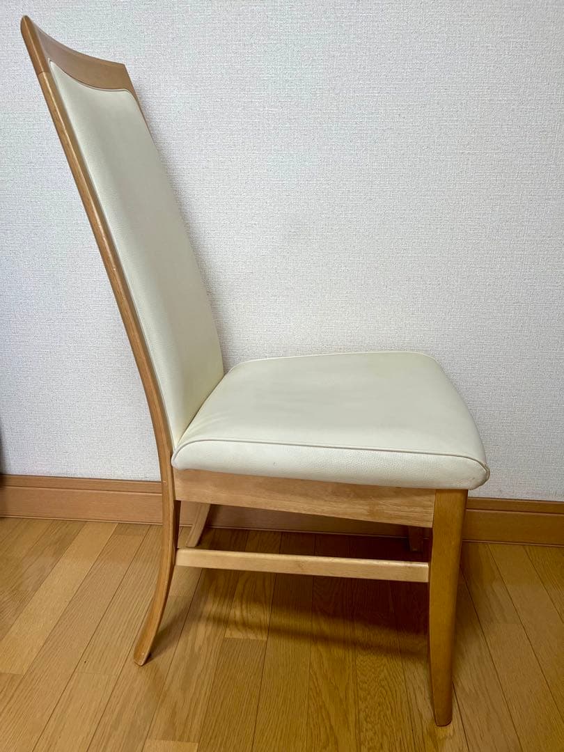 希少　カリモク Direttore ダイニング チェア スタイリッシュモダン