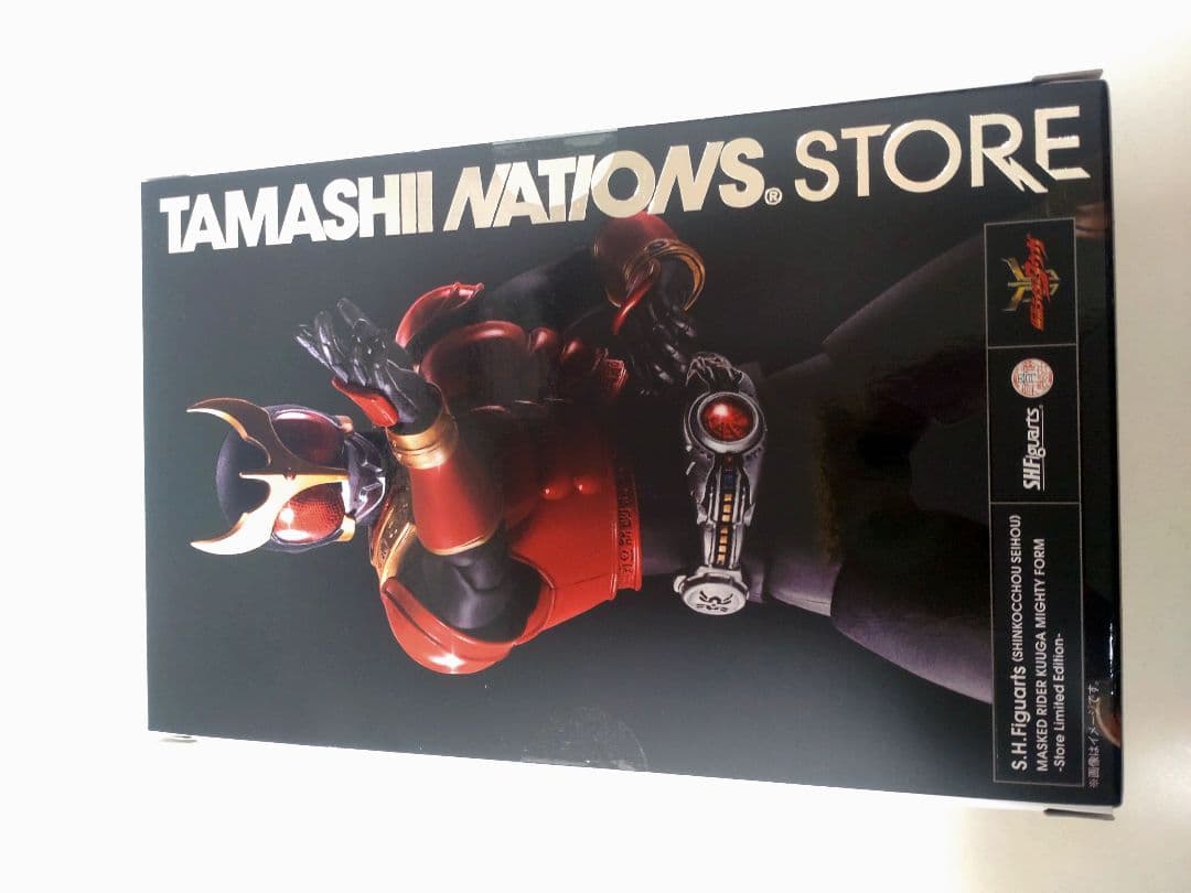S.H.Figuarts 真骨彫製法 仮面ライダークウガ マイティーフォーム