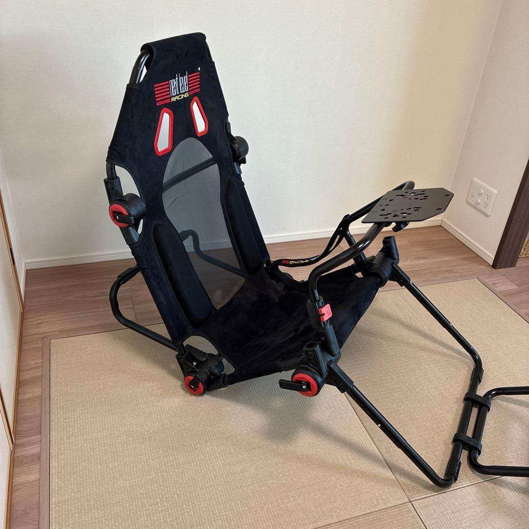 Next Level Racing F-GT Lite 折りたたみコックピット