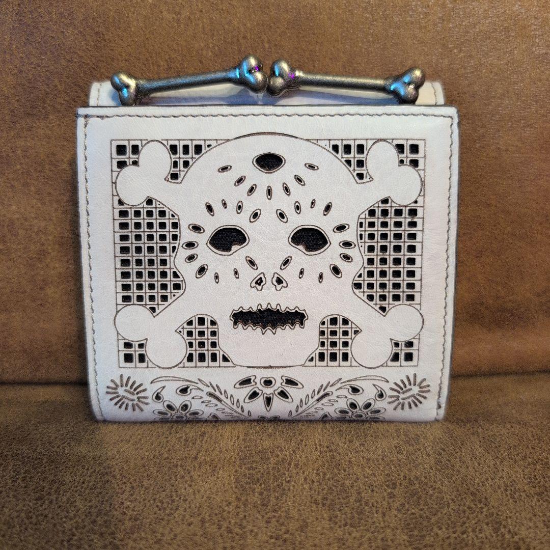 お正月最終セール VivienneWestwood スカル 口金折り財布