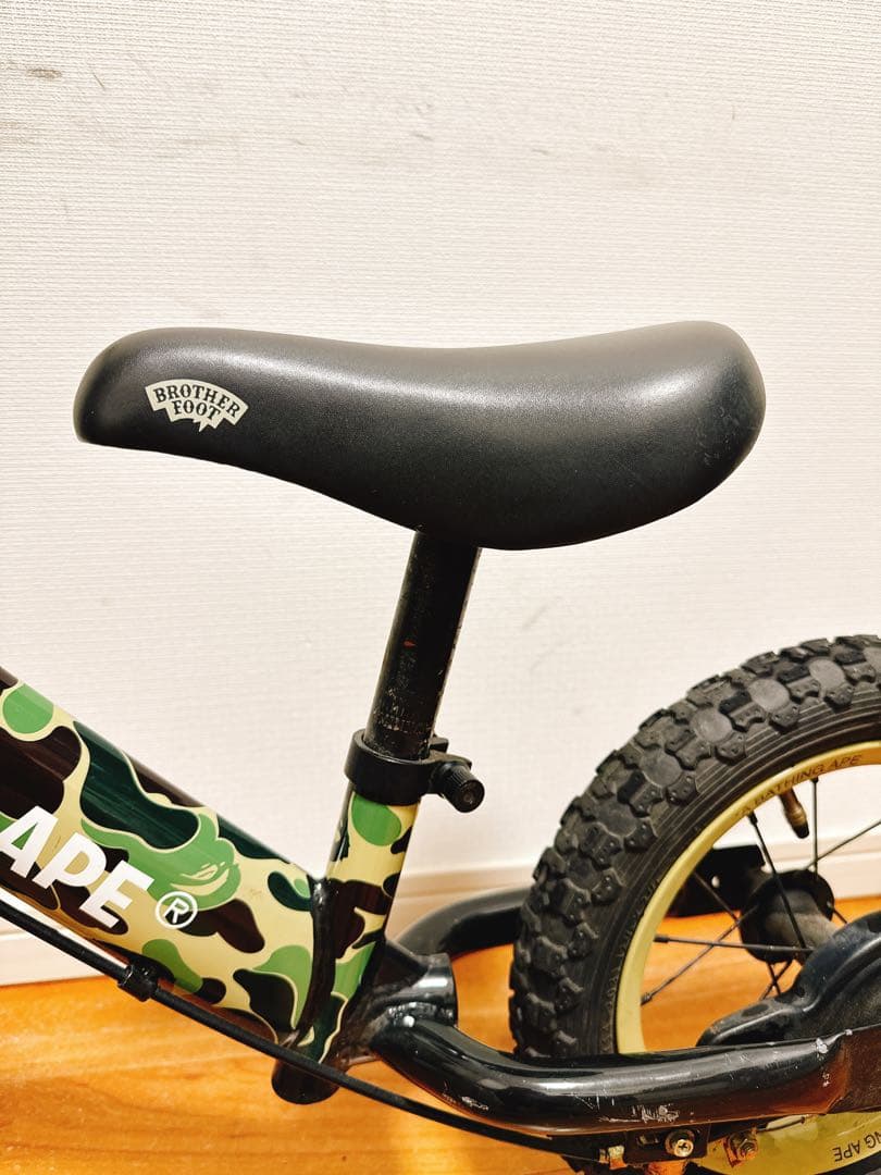 A BATHING APE キッズバイク バランスバイク ストライダー
