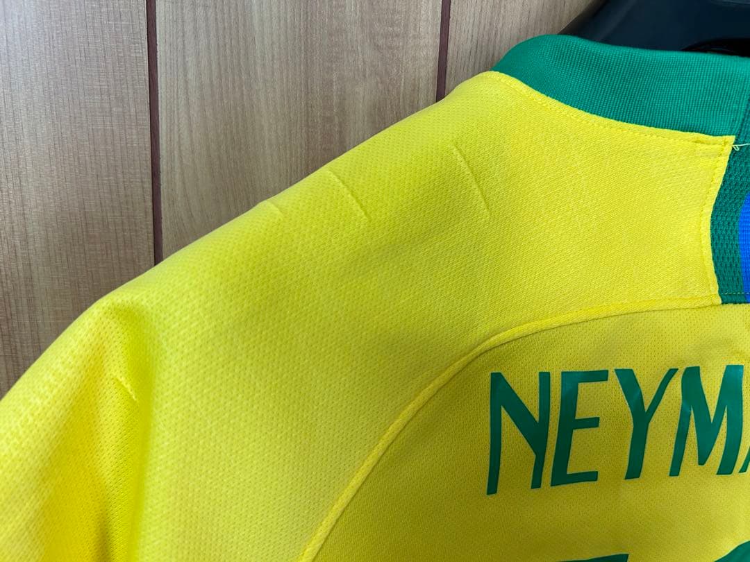 2018モデルブラジル代表レプリカユニフォーム　ネイマール　10