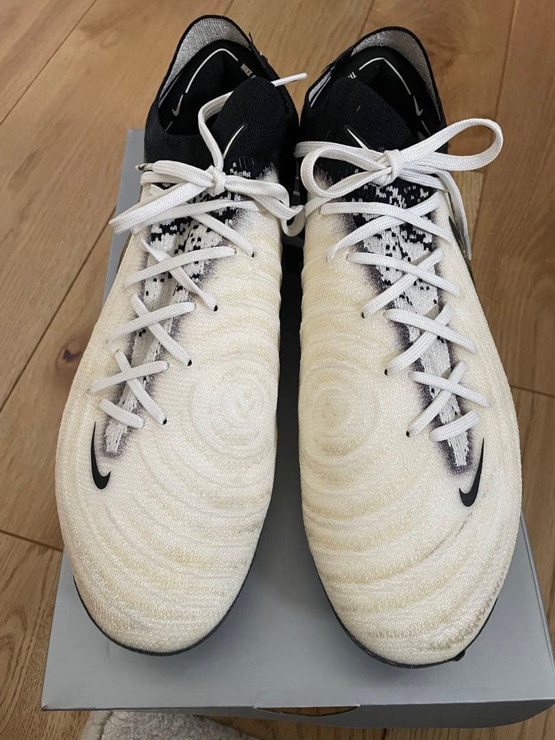 NIKE　ファントムGX2エリートAGーPro 27cm