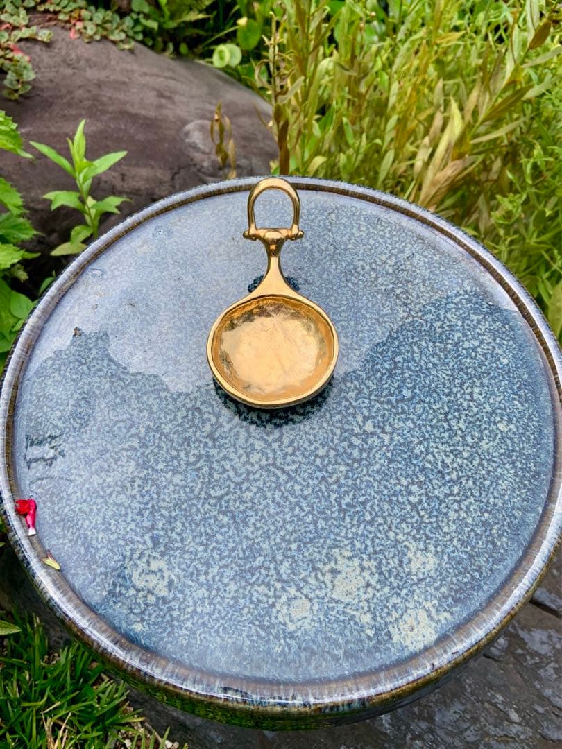 J*0様 GUCCI イタリア製 真鍮 ハンマード仕上げ スプーン型 アンティー