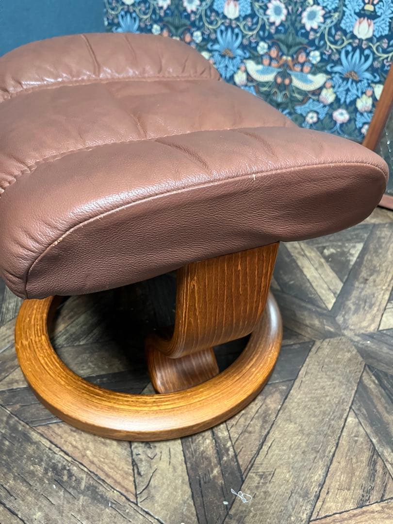 りき様専用＊エコーネス オットマン フットスツール 本革 ストレスレス